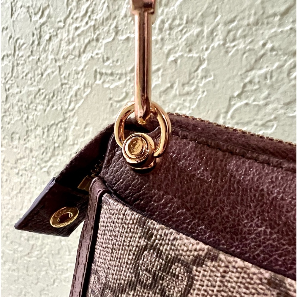 ❌👑✅PRICE FIRM✅AUTHENTIC Gucci GG Supreme Ophidia Wristlet - Picture 10 of 17